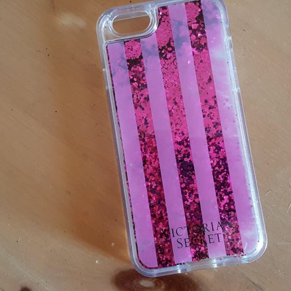 Victoria Secret iPhone 6/6s case not the (Plus)💞